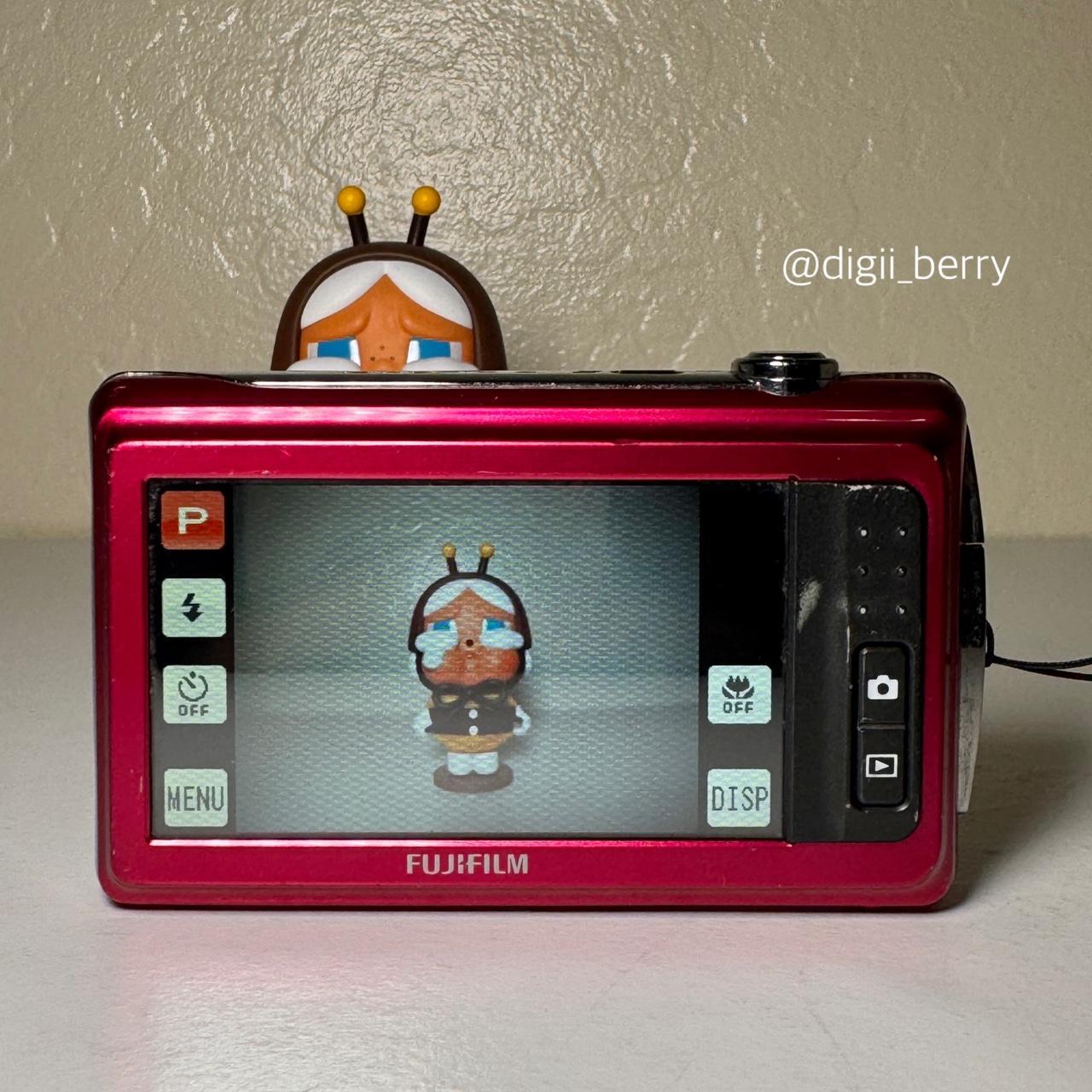 Pink Fujifilm Finepix Z85 PreOwned