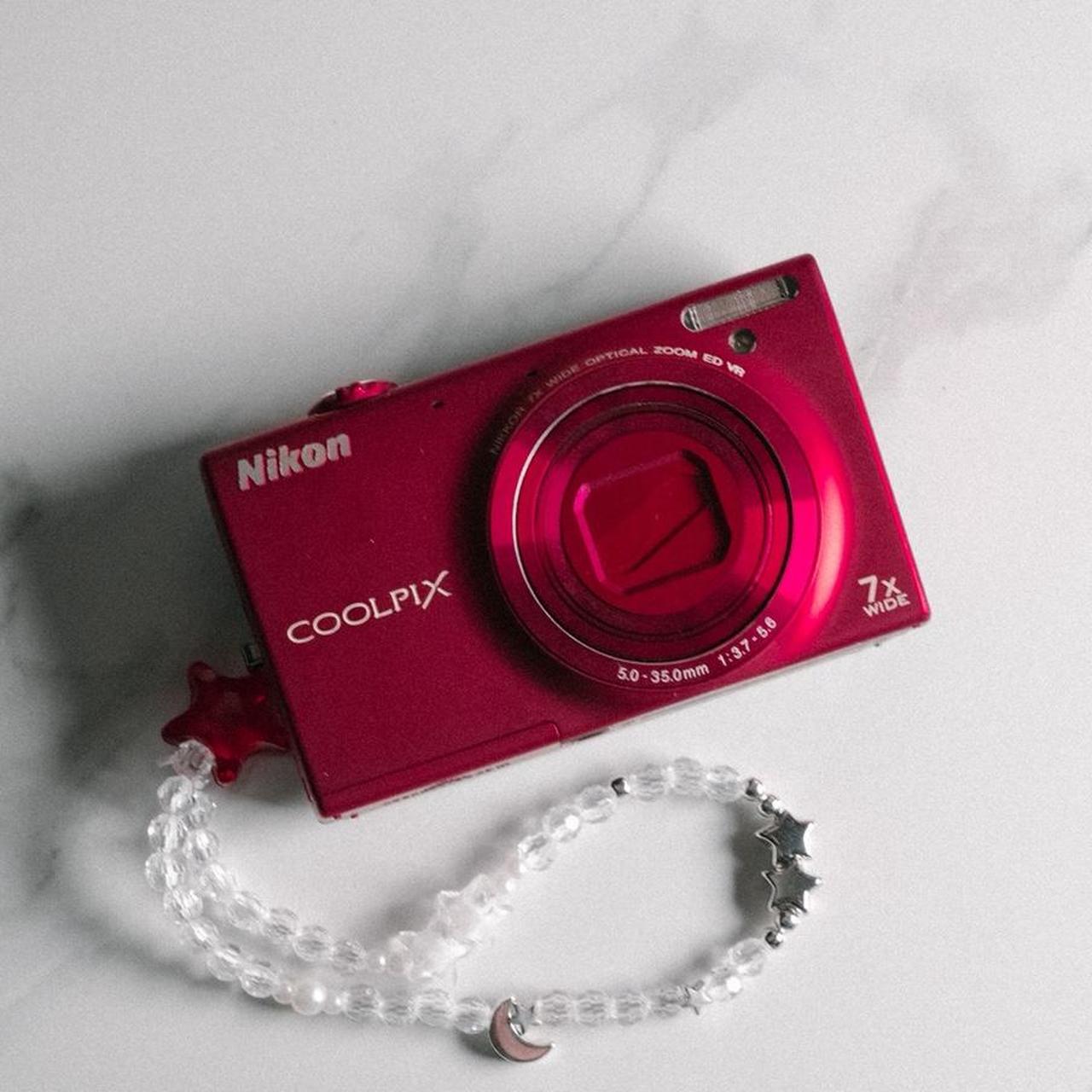 Nikon Coolpix S6100 digital camera