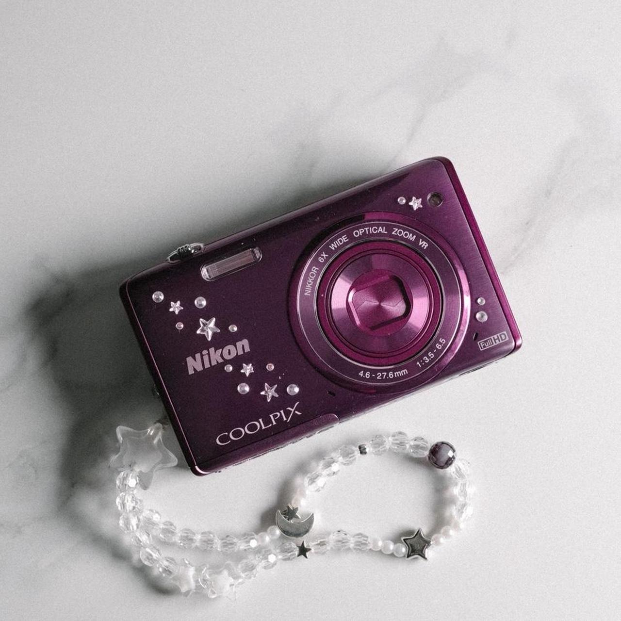 Nikon Coolpix S5200 digital camera