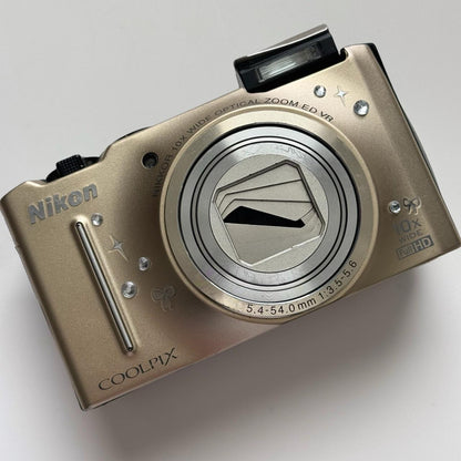 Pre-Owend Nikon Coolpix S8100 Digital Camera Bundle ⋆ 🥂 ˚. ✨