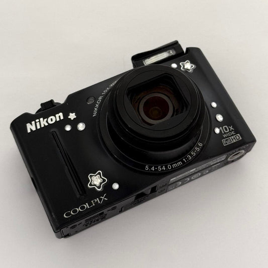 Pre-Owend Nikon Coolpix S8100 Digital Camera Bundle ⋆ 🐈‍⬛ ˚ . ೀ