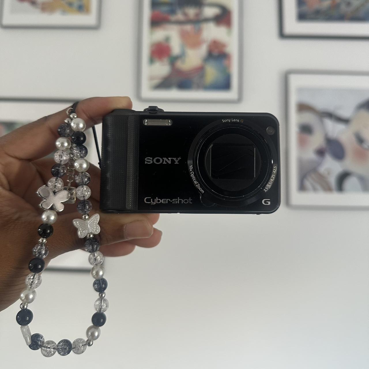 Pre-Owend Sony Cyber-Shot DSC-HX7V with 16.2 Megapixels 📸