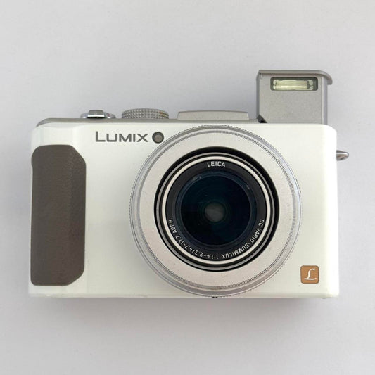 Pre-Owend Panasonic Lumix LX7 Digital Camera