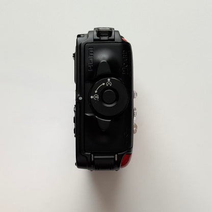 Pre-Owend Nikon Coolpix AW120 Digital Camera ‧˚ 🍊⋆˚ ⊹