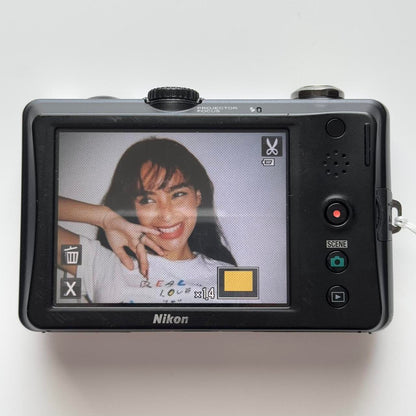 Pre-Owend Nikon Coolpix S1100pj ⋆ 🌱₊˚ ˚🧚🏻 Digital Camera