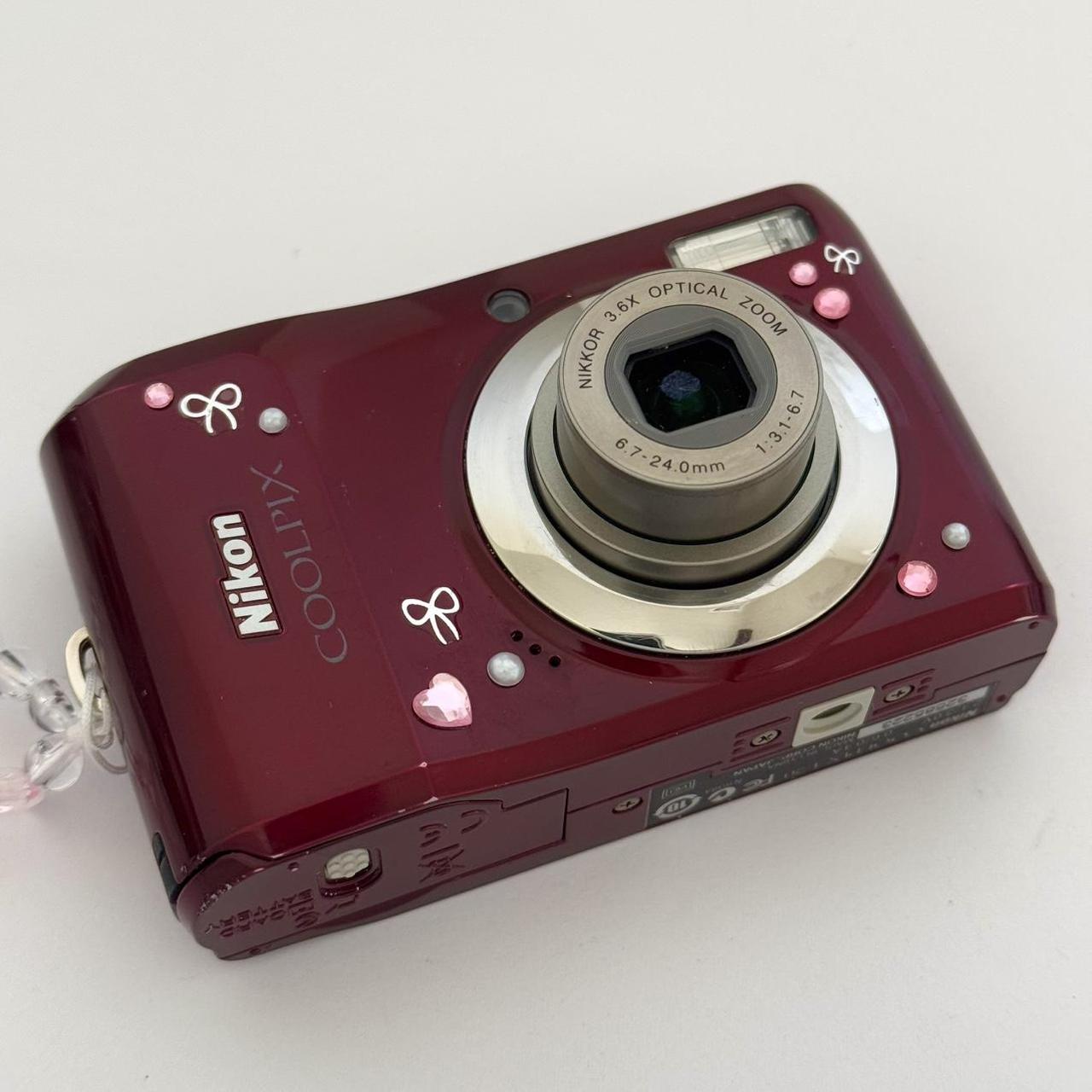 Pre-Owend Nikon Coolpix L20 Digital Camera ๋ .🍷⋆