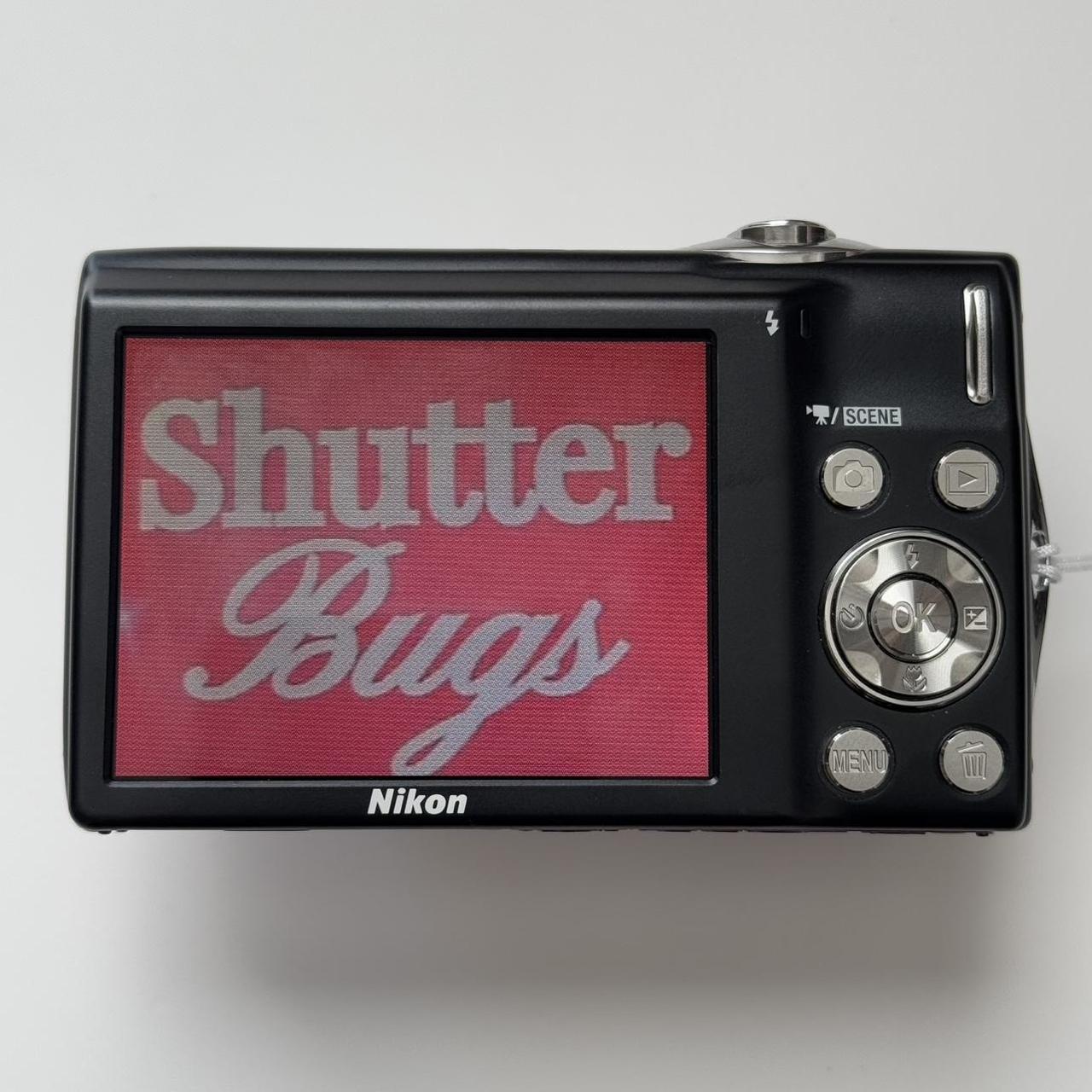 Pre-Owend Nikon Coolpix S3000 Digital Camera