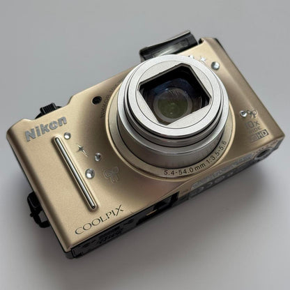 Pre-Owend Nikon Coolpix S8100 Digital Camera Bundle ⋆ 🥂 ˚. ✨