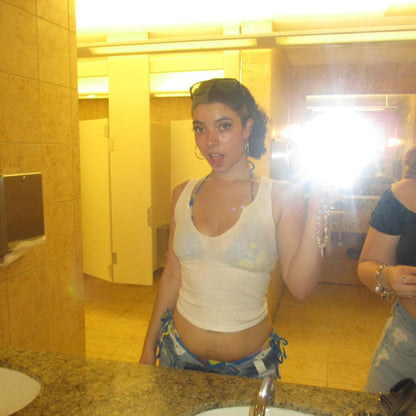 Pre-Owend Canon Powershot Elph 160 with 20.0 Megapixels 📸.