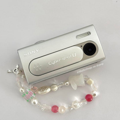 Pre-Owend Sony CyberShot U40 Mini Digital Camera Bundle