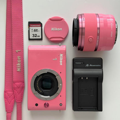 Pre-Owend Nikon 1 J1 Pink Mirrorless Digital Camera 🎀 ₊˚ ⊹ 💗