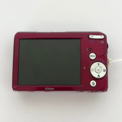Pre-Owend Nikon Coolpix L20 Digital Camera ๋ .🍷⋆