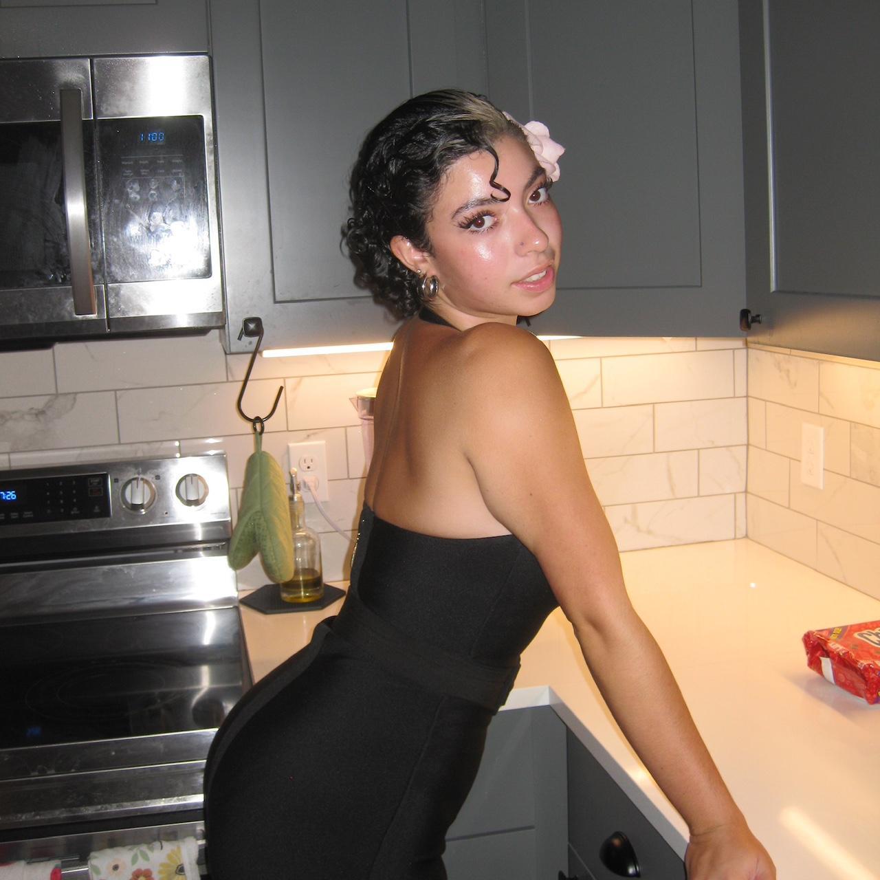 Pre-Owend Canon Powershot SD790 IS with 10.0 Megapixels 📸