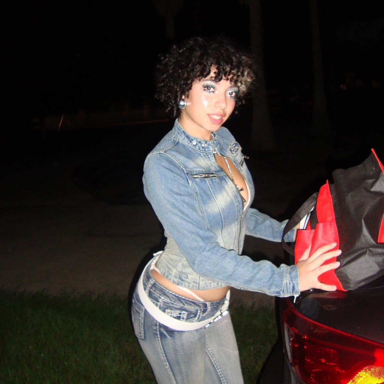 Rare Pink Pre-Owend Sony Cyber-shot DSC-W120 with 7.2 Megapixels 📸.