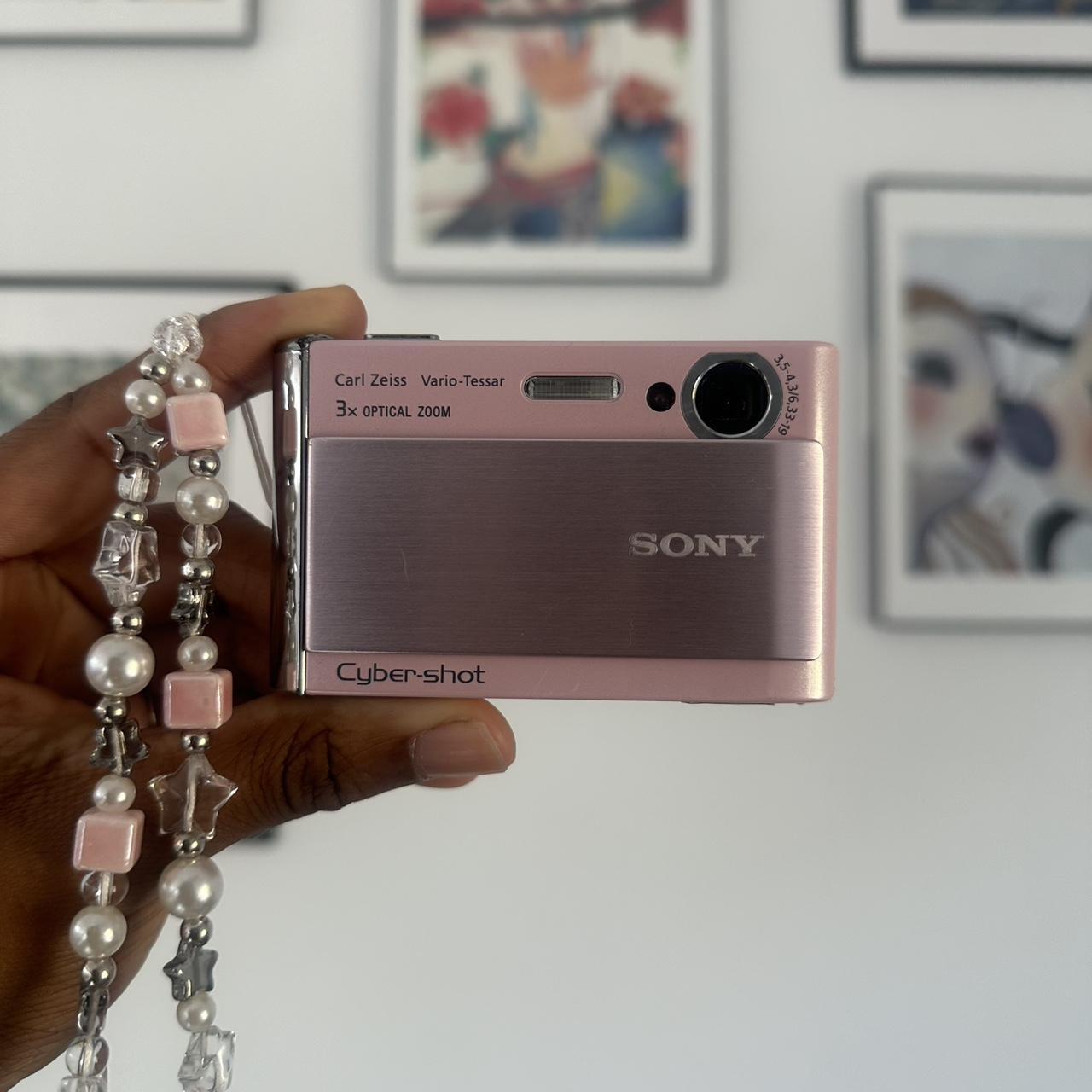 Pre-Owend Rare pink Sony Cyber-Shot DSC-T70