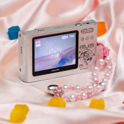 Fujifilm Finepix Z1 Cute y2k Aesthetic Decorated Digicam PreOwned